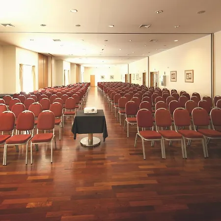 Gale Opera