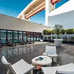 Gale Opera Hotel 4*
