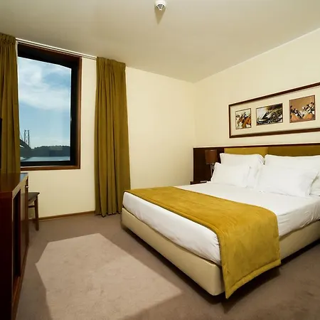 Hotel Gale Opera Lisboa